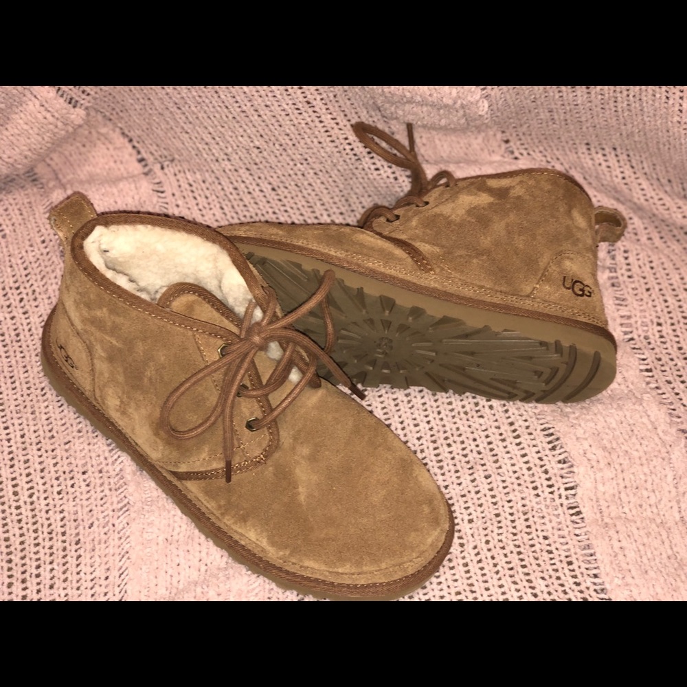 UGG Neumel Short Boot